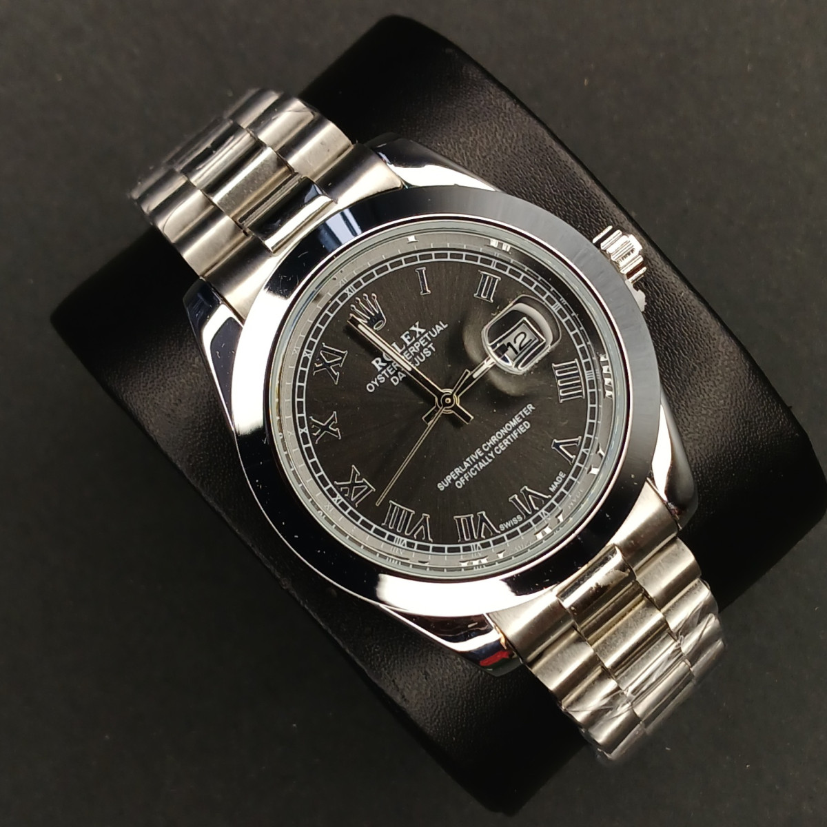 رولکس مردانه کد(7048) نقره ای صفحه مشکی