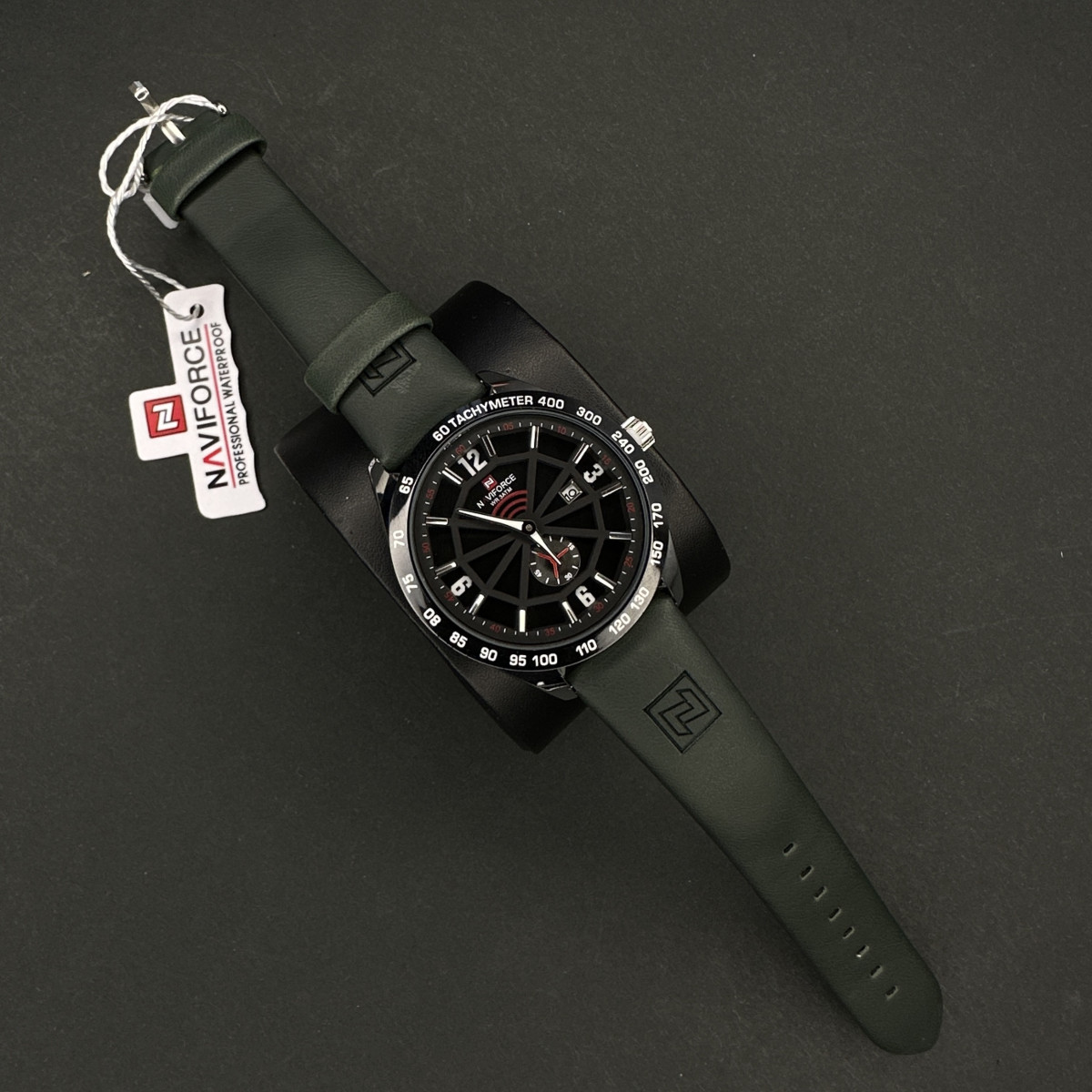 نیوی فورس مردانه موتور ژاپن کد (6440) قاب مشکی بند سبز تیره