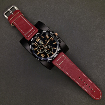 اسپرت مردانه کد(7102) بند قرمز/صفحه مشکی/ شیشه رفلکس