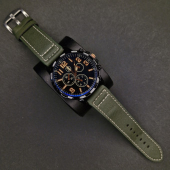 اسپرت مردانه کد(7104) بند سبز/صفحه مشکی/ شیشه رفلکس