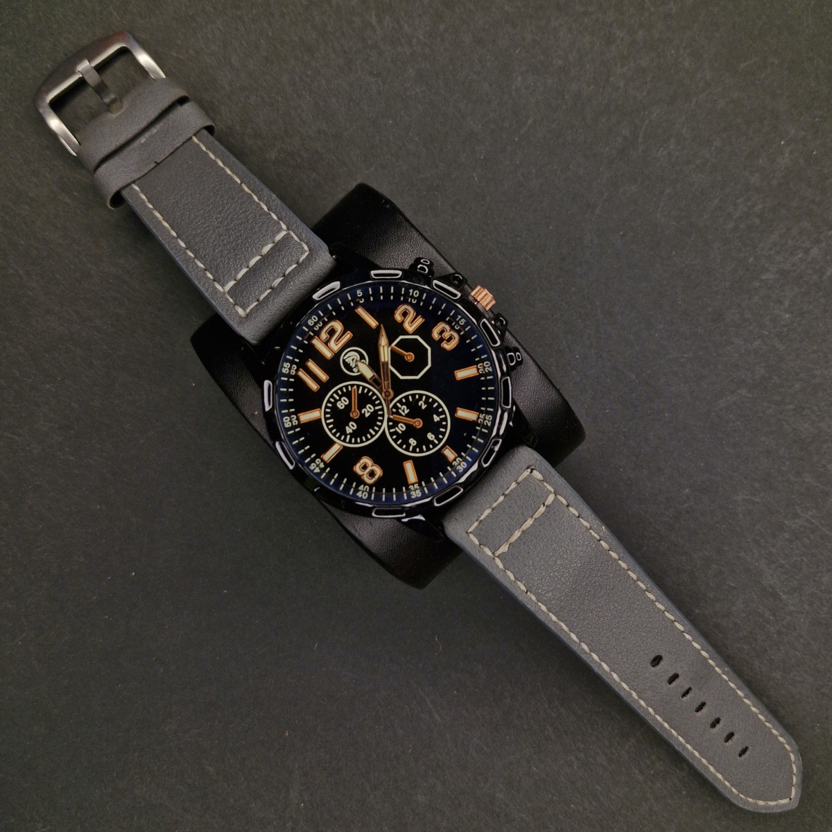 اسپرت مردانه کد(7105) بند طوسی/صفحه مشکی/ شیشه رفلکس