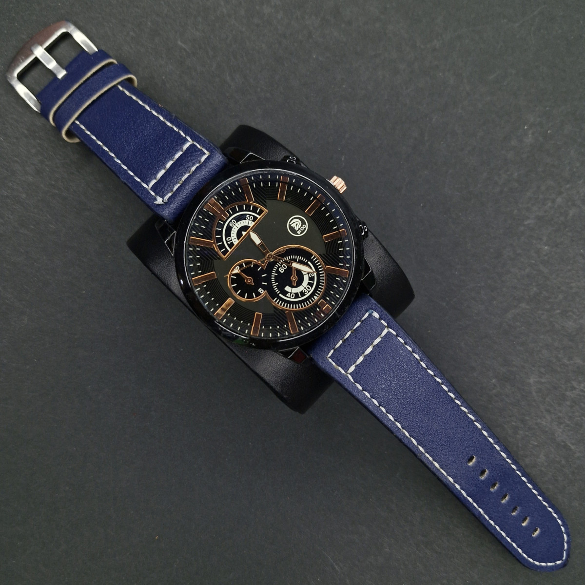 اسپرت مردانه کد(7111) بند سرمه ای/صفحه مشکی/ شیشه رفلکس