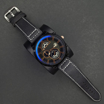 اسپرت مردانه کد(7113) بند مشکی/صفحه مشکی/ شیشه رفلکس