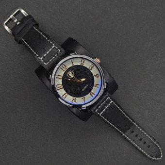 اسپرت مردانه کد(7128) بند مشکی/صفحه مشکی/ شیشه رفلکس