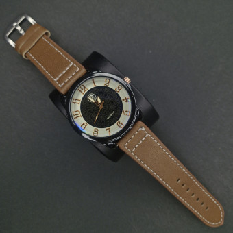 اسپرت مردانه کد(7131) بند قهوه ای/صفحه مشکی/ شیشه رفلکس