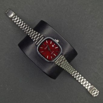 کاسیو اولدمانی زنانه کد(7147) نقره ای/صفحه قرمز