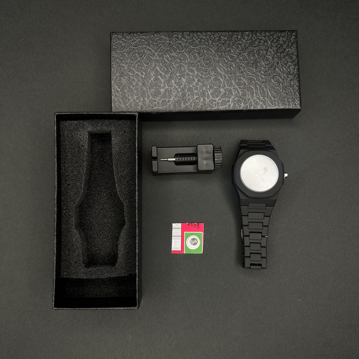 دارک واچ با جعبه شرکتی کد (7155) فول مشکی خطی