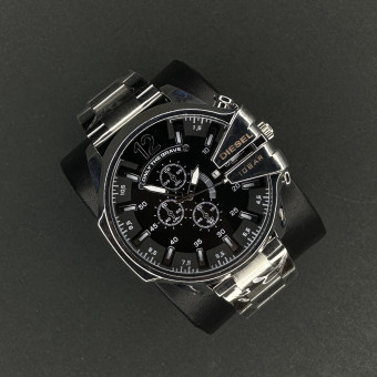 دیزل شاخدار کد (7159) بند نقره ای داخل مشکی