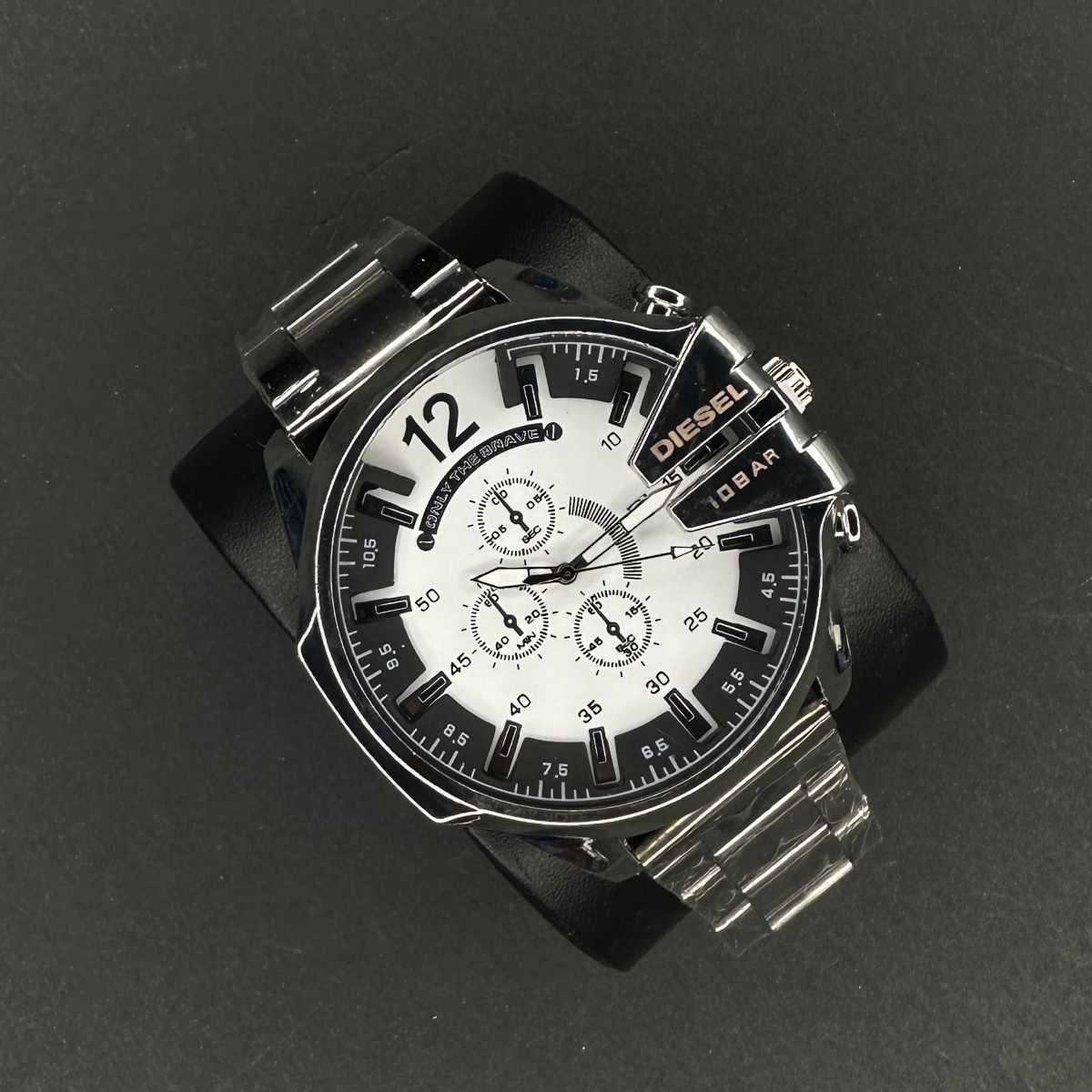 دیزل شاخدار کد (7162) بند نقره ای داخل سفید