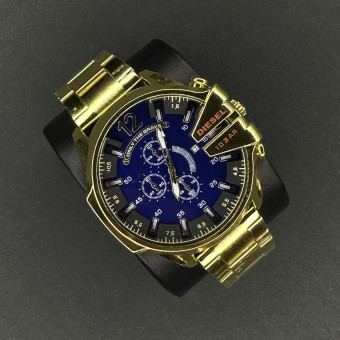 دیزل شاخدار کد (7169) بند طلایی داخل سورمه ای