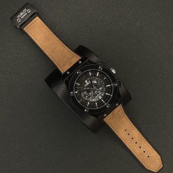 هابلوت مردانه کد(7252) بند قهوه ای قاب مشکی صفحه مشکی