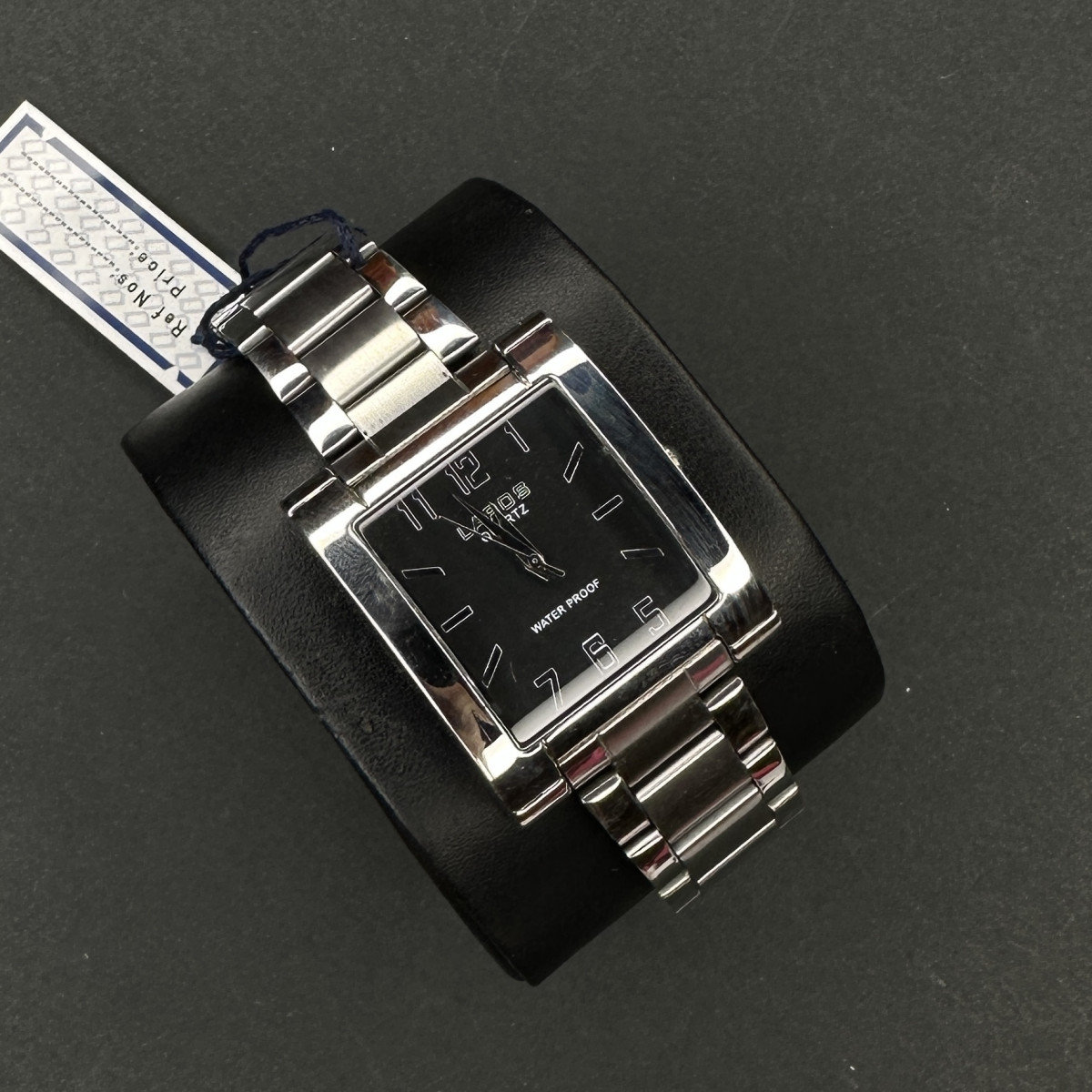 برند اورجینال LAROS موتور ژاپن (6401) مستطیلی نقره ای صفحه مشکی