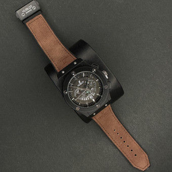 هابلوت مردانه کد(8051)بند قهوه ای قاب مشکی صفحه مشکی