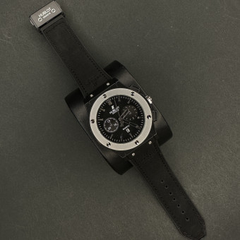 هابلوت مردانه کد(8059)بند مشکی قاب نقره ای صفحه مشکی