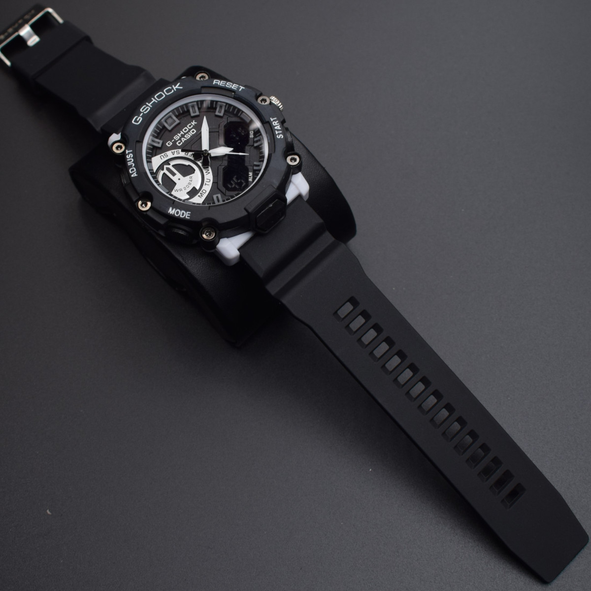 جیشاک مدل GA_2200 کد(8225) بند مشکی قاب مشکی سفید