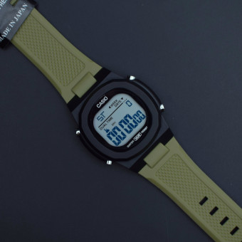 ساعت CASIO دیجیتالی مدل (8736) بند سبز خاکی