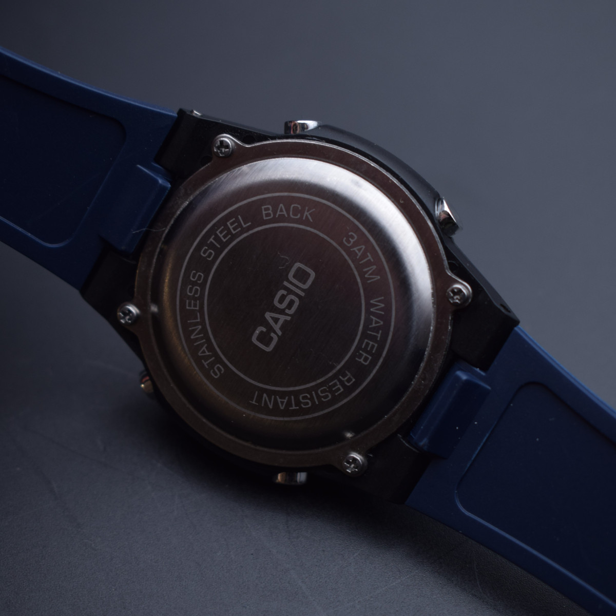 ساعت CASIO دیجیتالی مدل (8139) بند سرمه ای