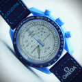 امگا سواچ MOON SWATCHکد(585)بند و قاب آبی صفحه سفید