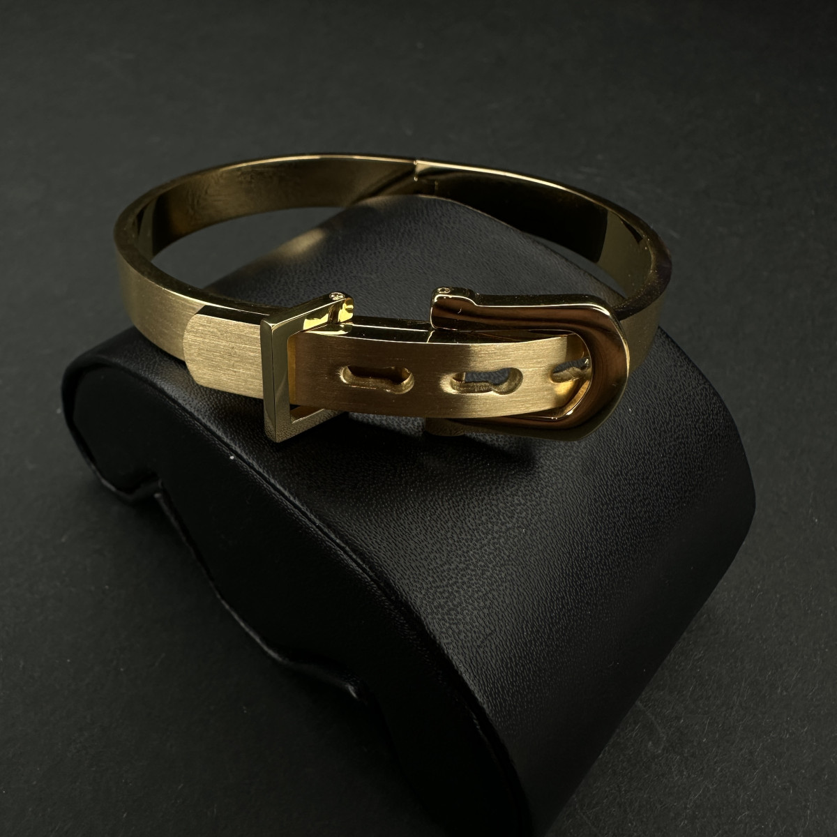 دستبند بنگل کمربندی (1029) طلایی