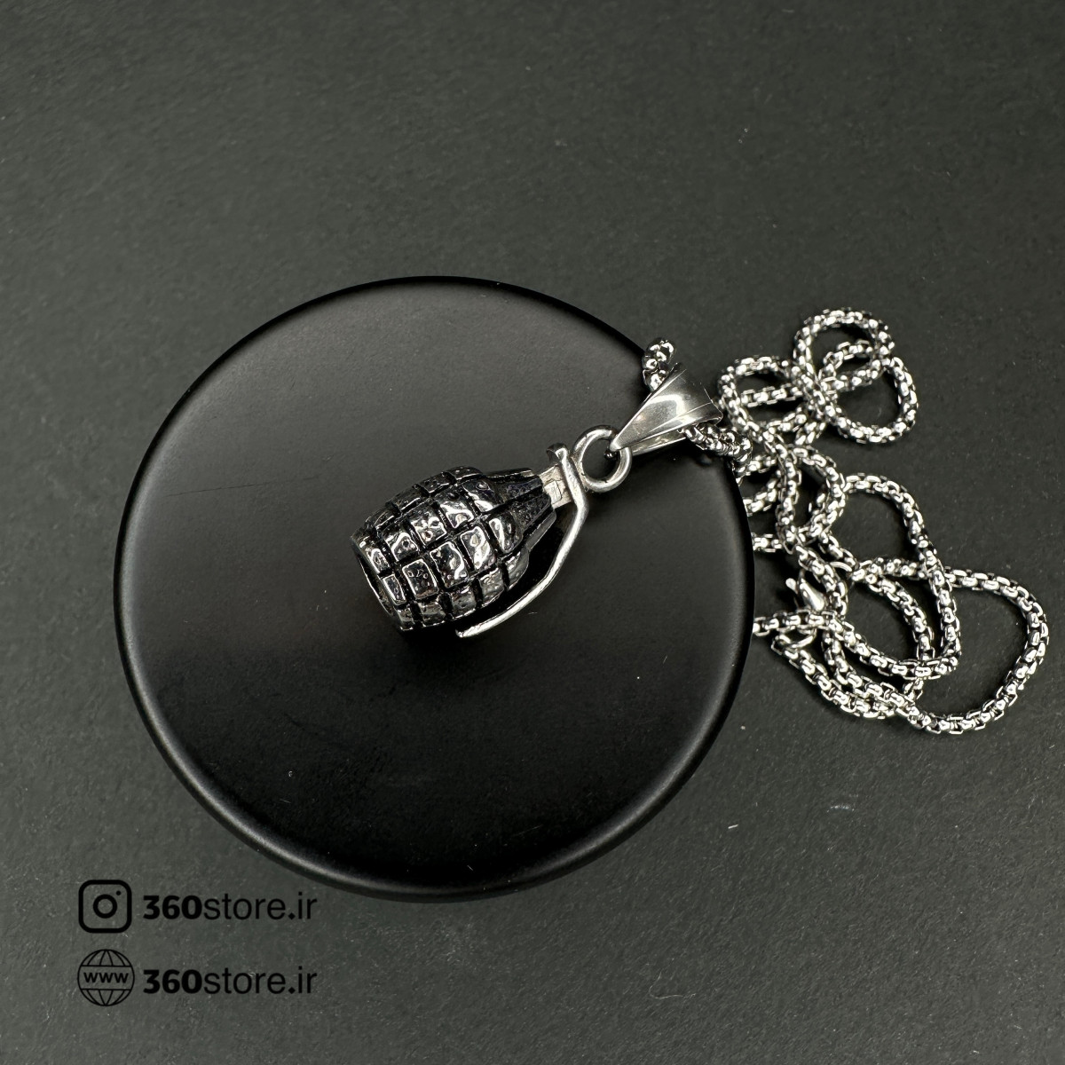 گردنبند کد (3043) طرح نارنجک نقره ای