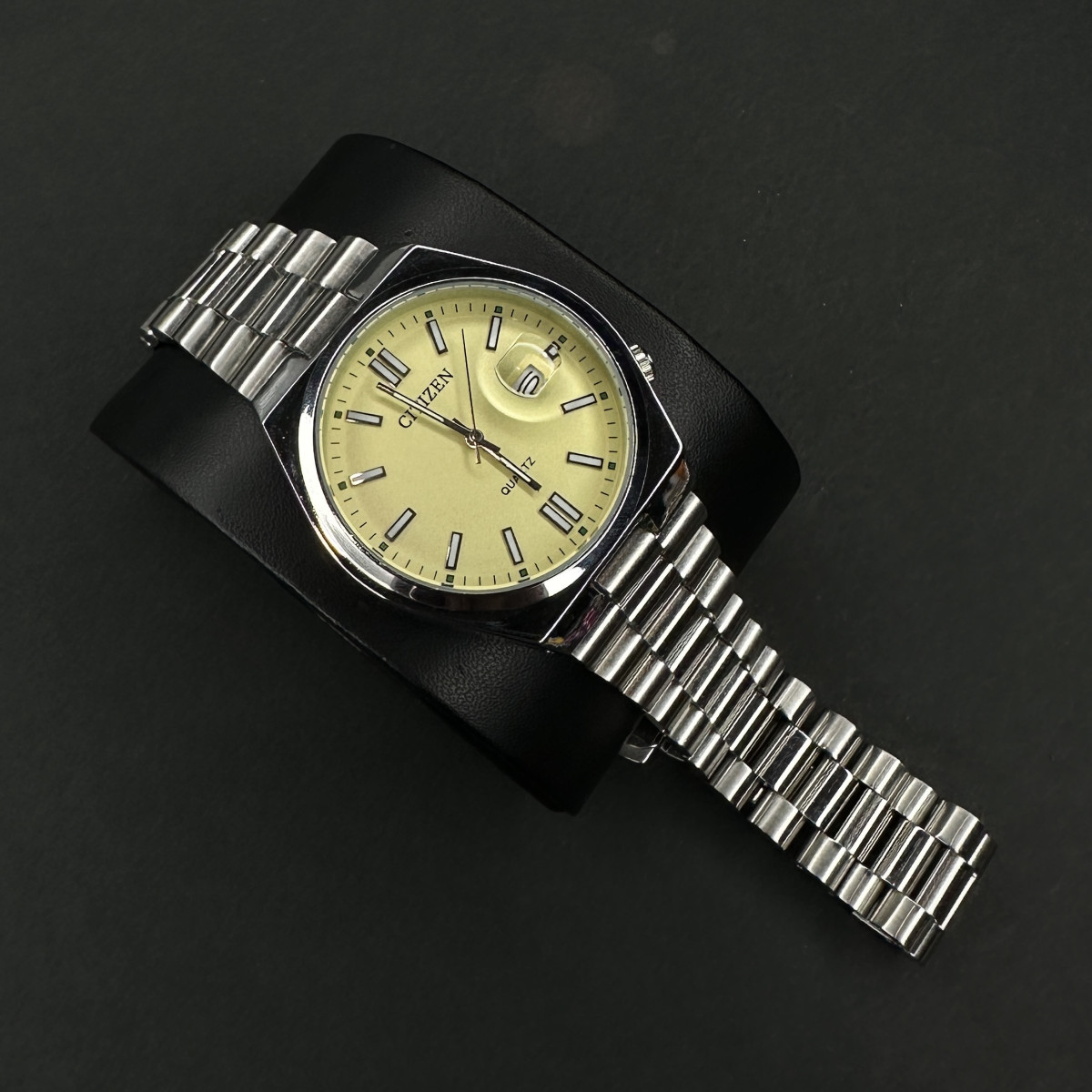 سیتیزن مردانه کد (5441) نقره ای داخل زرد کمرنگ