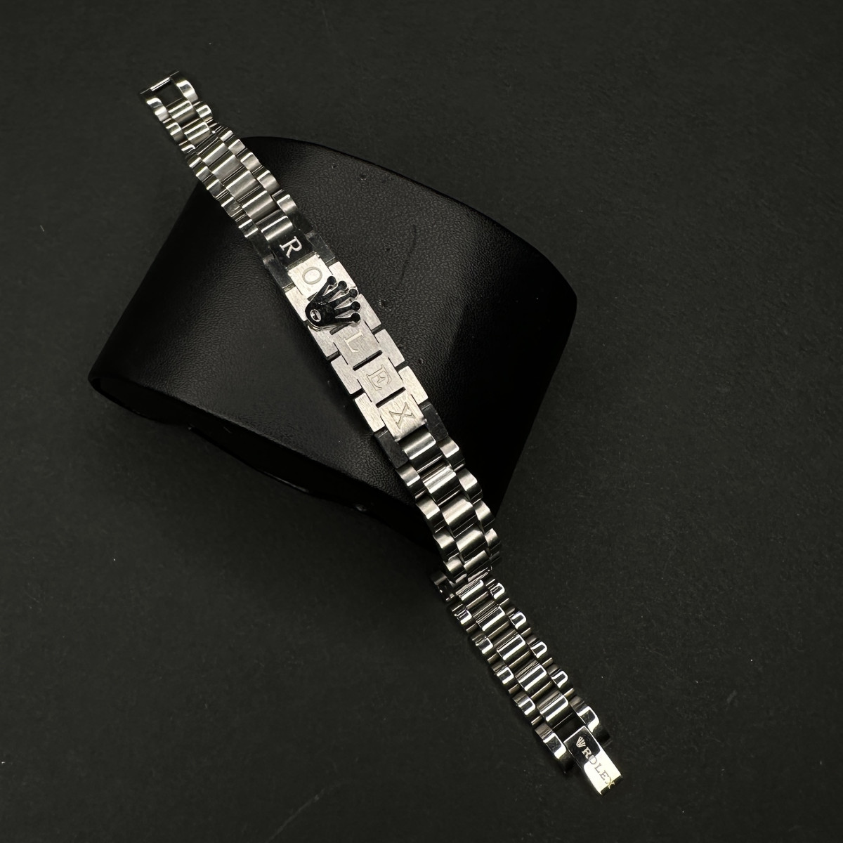 دستبند رولکس کد (1061) تمام نقره ای