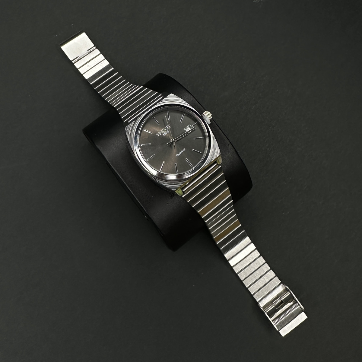 تیسوت بند ریلی (5598) نقره ای داخل نوک مدادی تیره