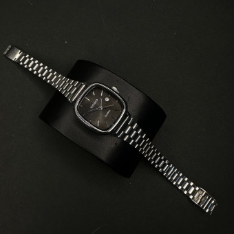 کاسیو اولدمانی زنانه کد (5610) نقره ای داخل مشکی