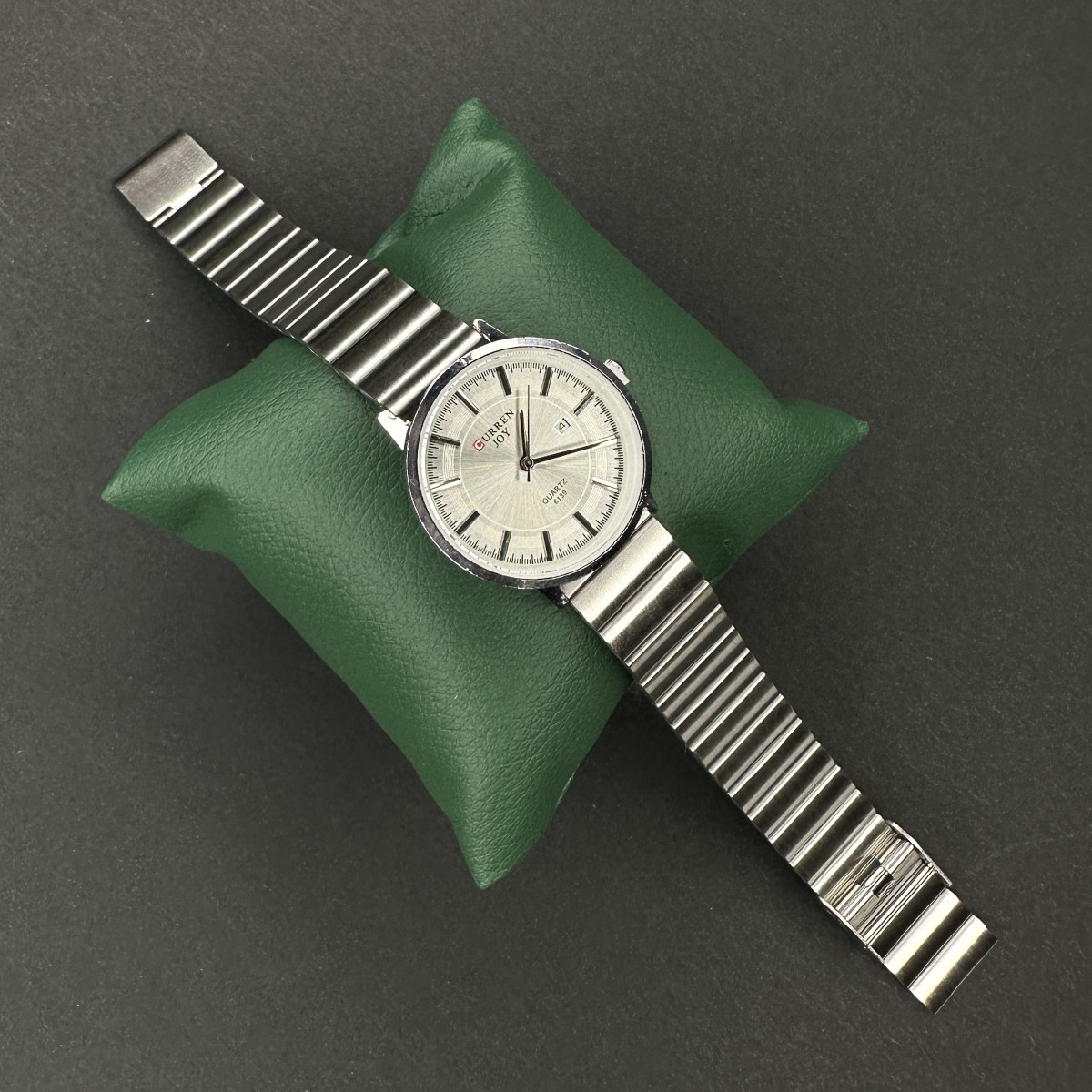 ساعت زنانه برند کورن کد (5721) بند نقره ای و صفحه سفید