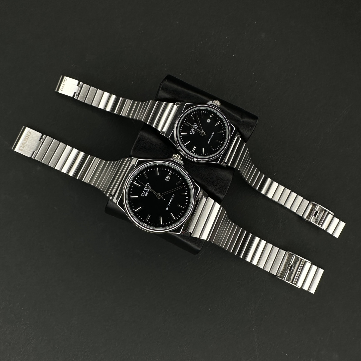 کاسیو کد(5979) نقره ای صفحه مشکی