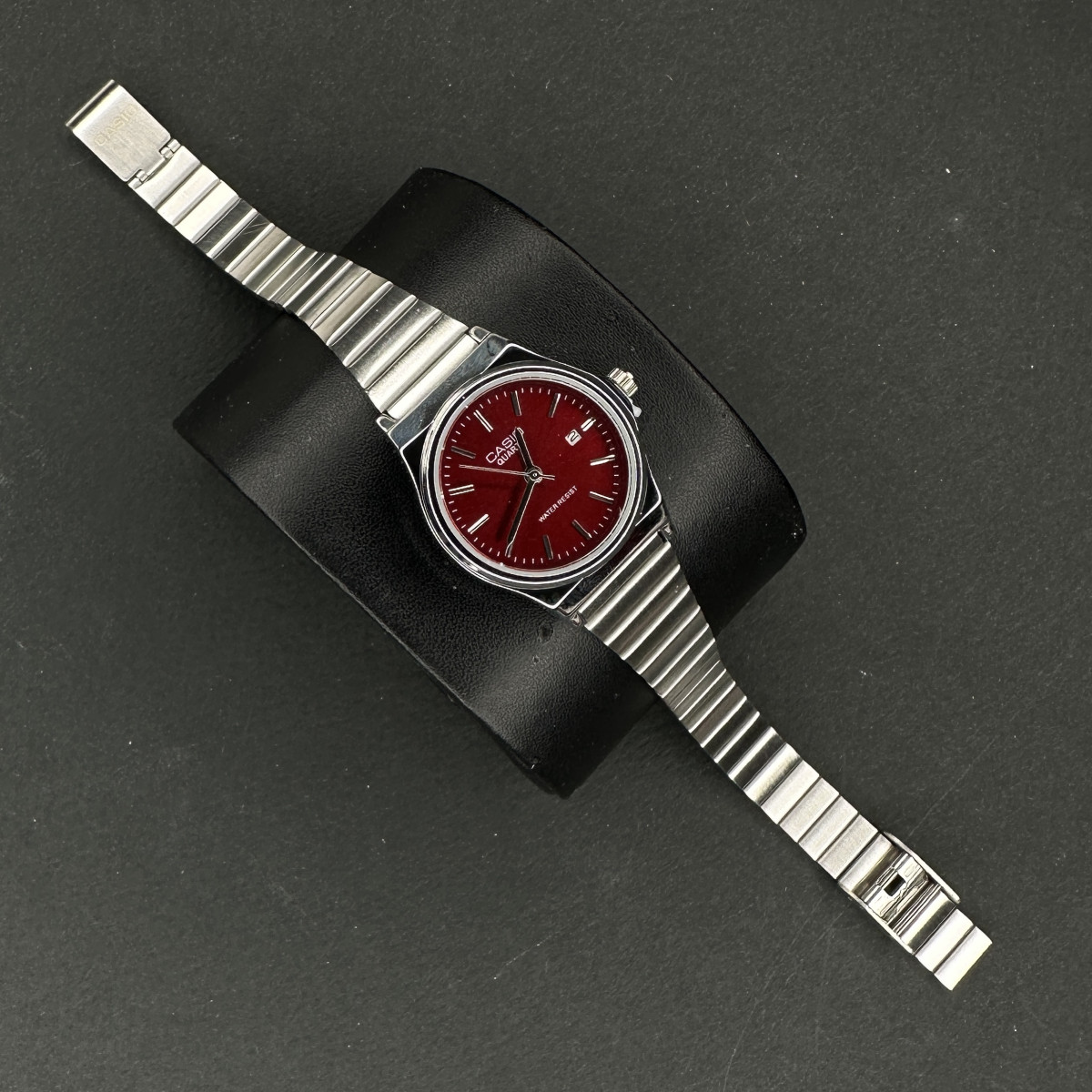 کاسیو کد(5981)نقره ای صفحه زرشکی