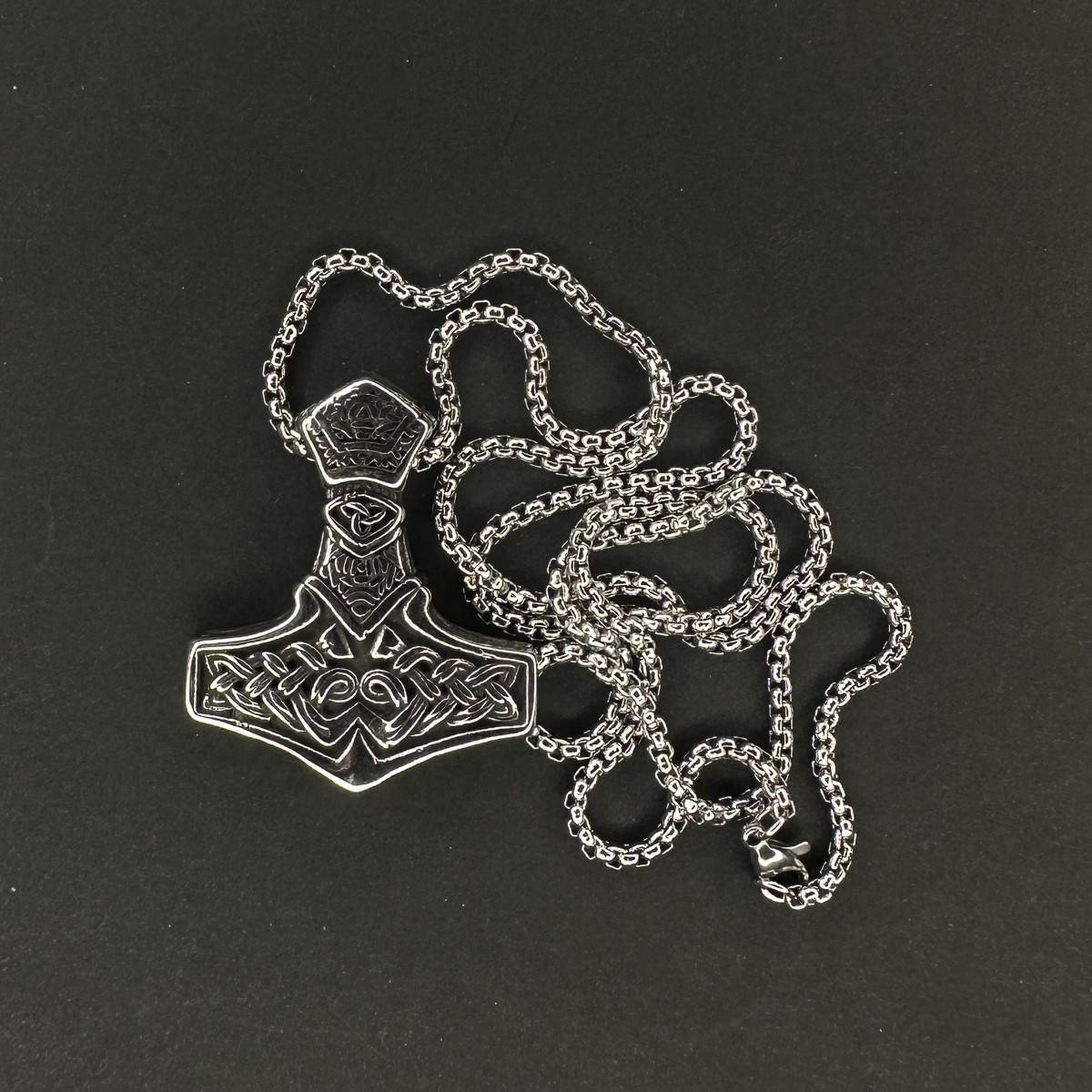 گردنبند طرح چکش ثور کد(3085) نقره ای تمام