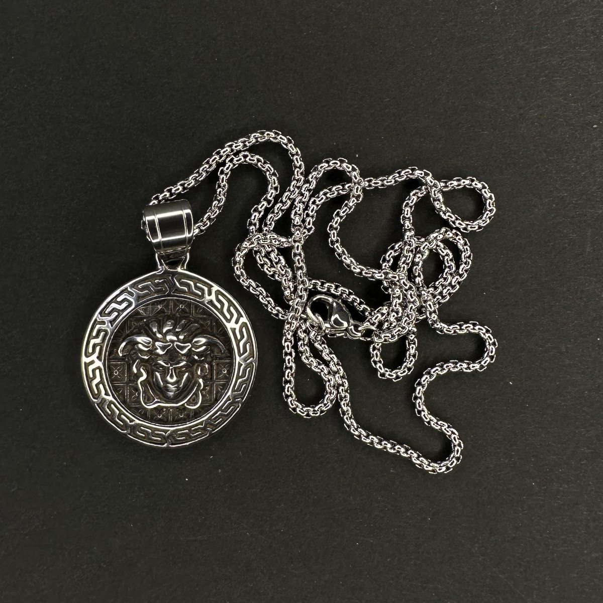 گردنبند طرح ورساچ کد(3096) تمام نقره ای