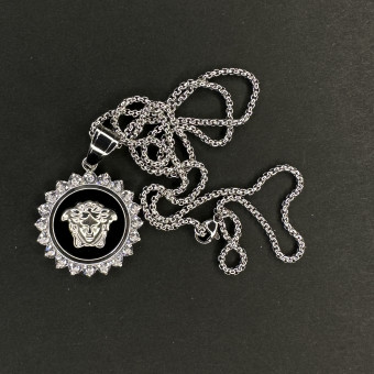 گردنبند طرح ورساچ کد(3098) نقره ای مشکی زنجیر نقره ای