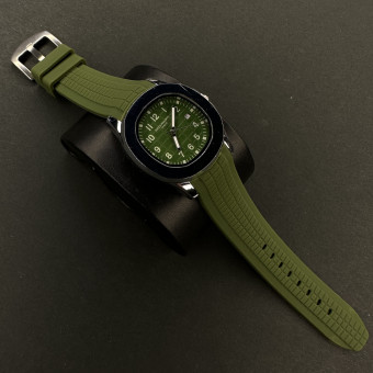 ساعت پتک فیلیپ مردانه کد(6003) قاب نقره ای صفحه سبز بند سبز