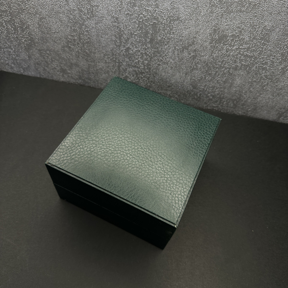 باکس ساعت شرکتی کد(6085) سبز تیره