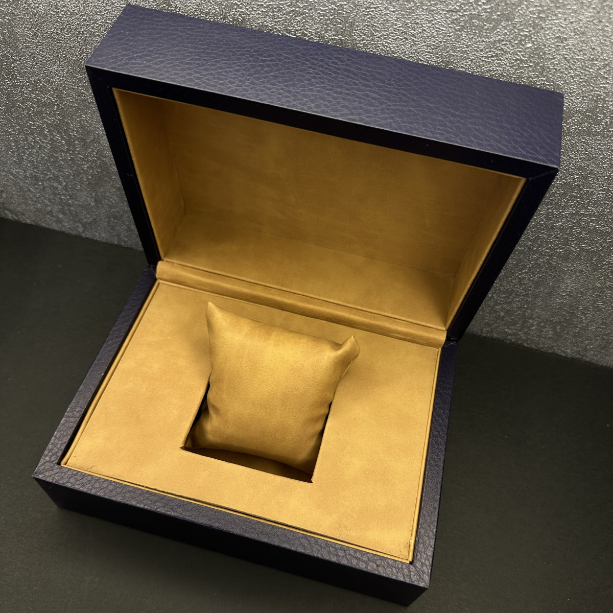 باکس ساعت شرکتی کد(6093)سرمه ای