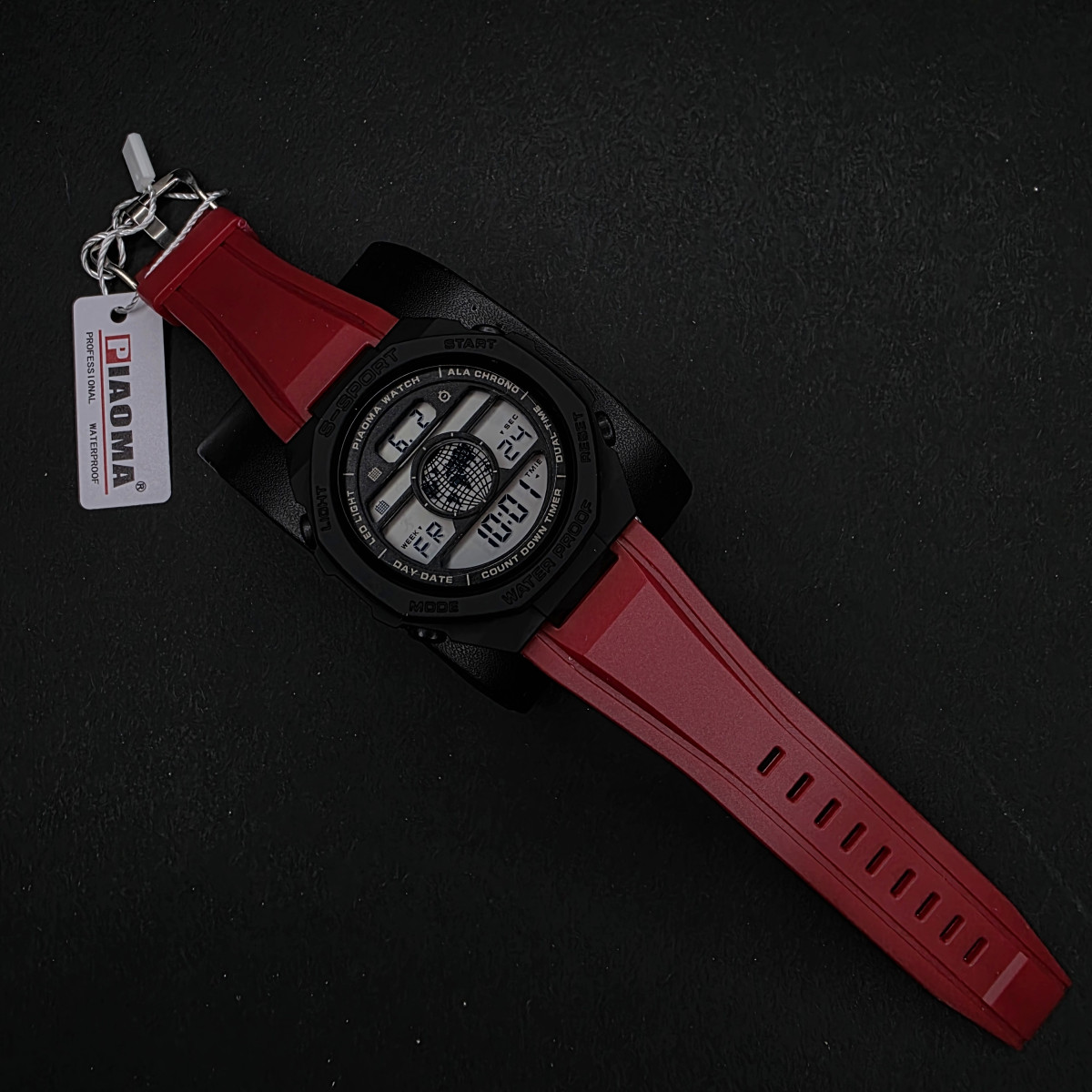 دیجیتالی مردانه کد(5842) قاب مشکی بند قرمز