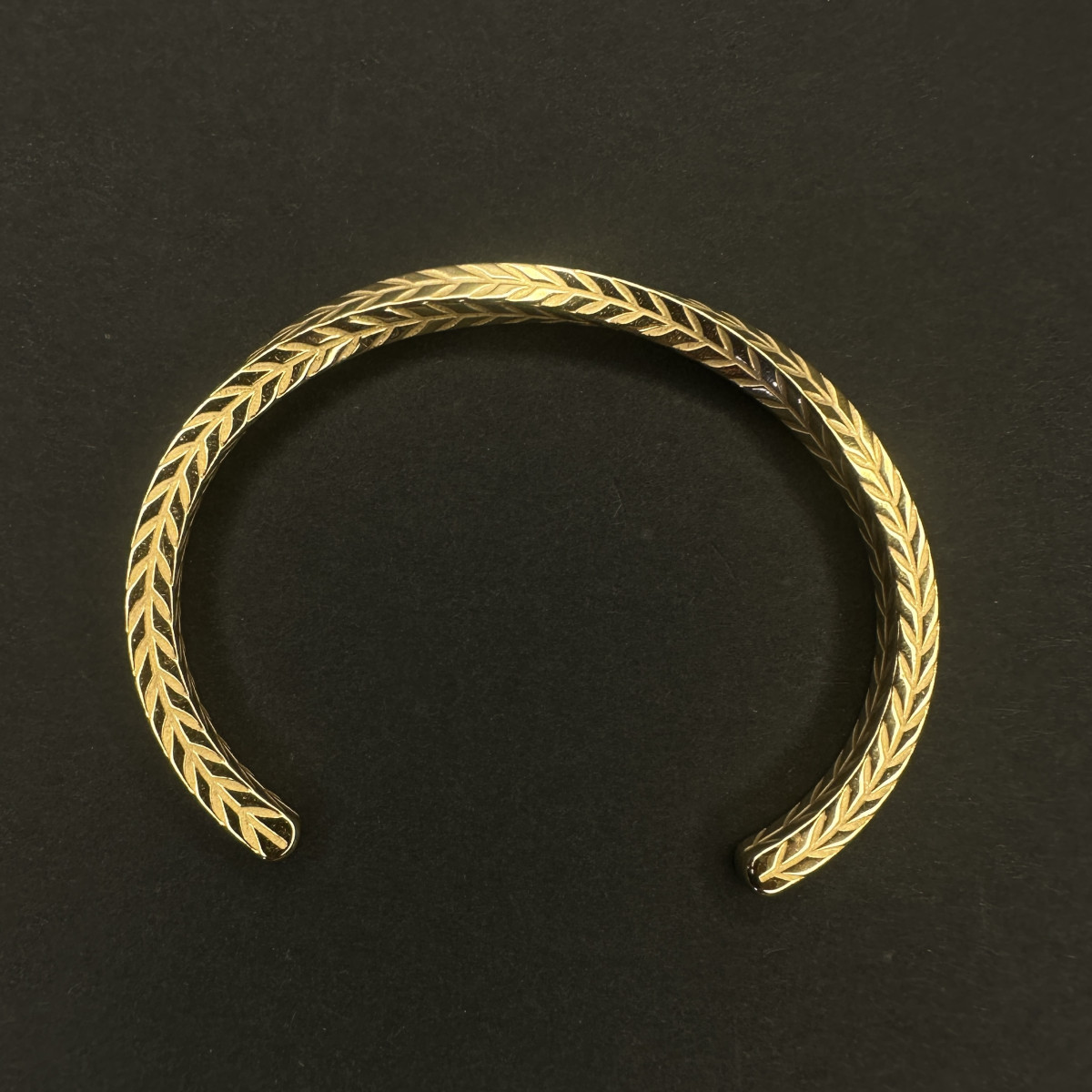 دستبند بنگل کد (6332) طلایی