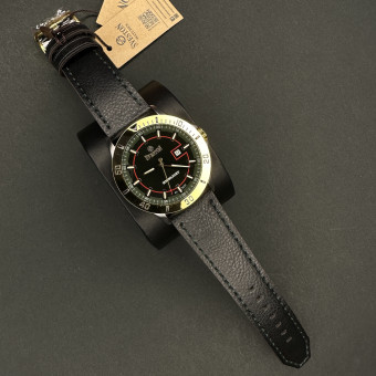 سویستون مردانه کد(6529) قاب طلایی صفحه مشکی خط قرمز بند مشکی