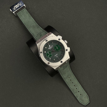 هابلوت مردانه کد(6557)قاب نقره ای داخل سبزبند سبز