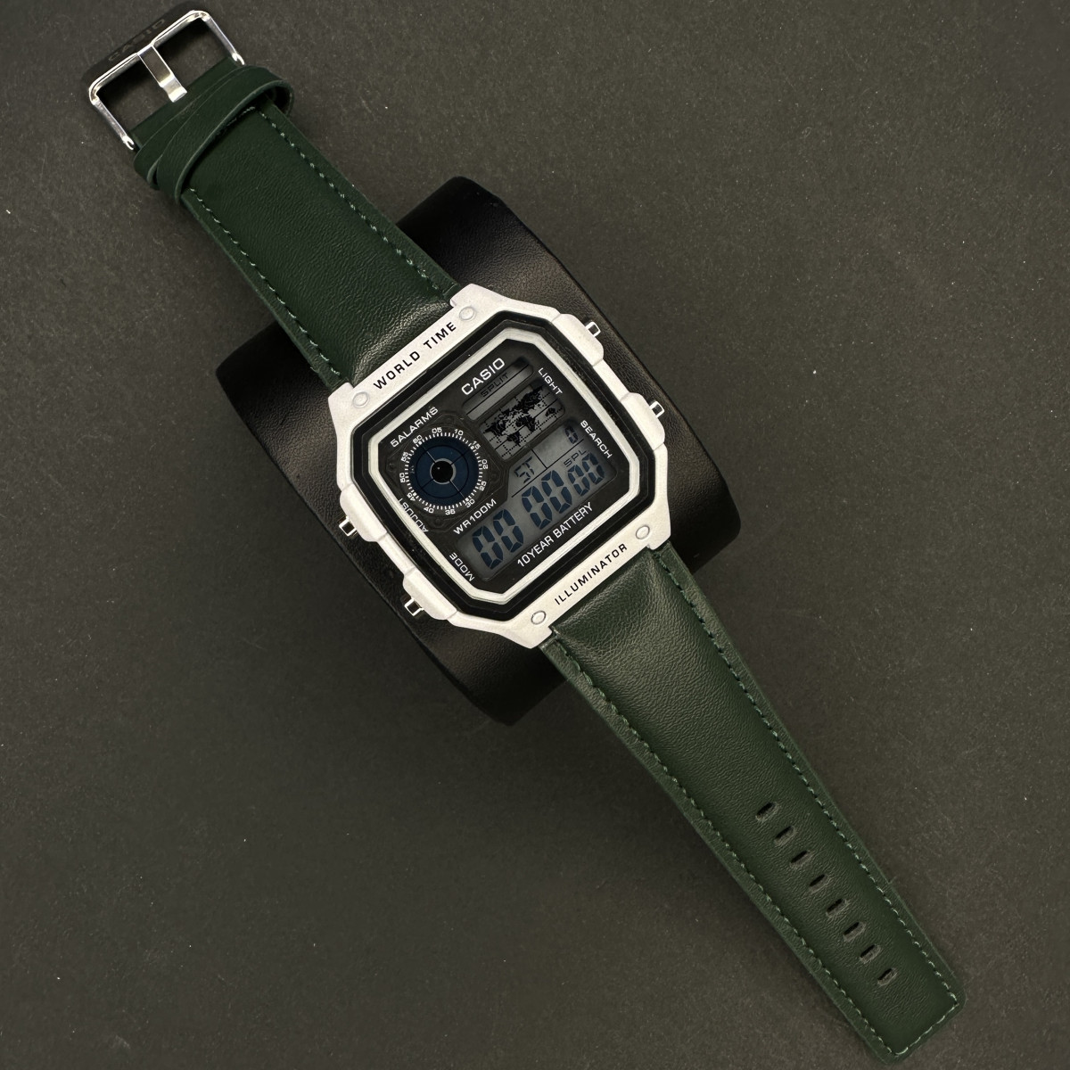 کاسیو جهان نما بند چرمی مردانه کد (6585) قاب سفید بند سبز