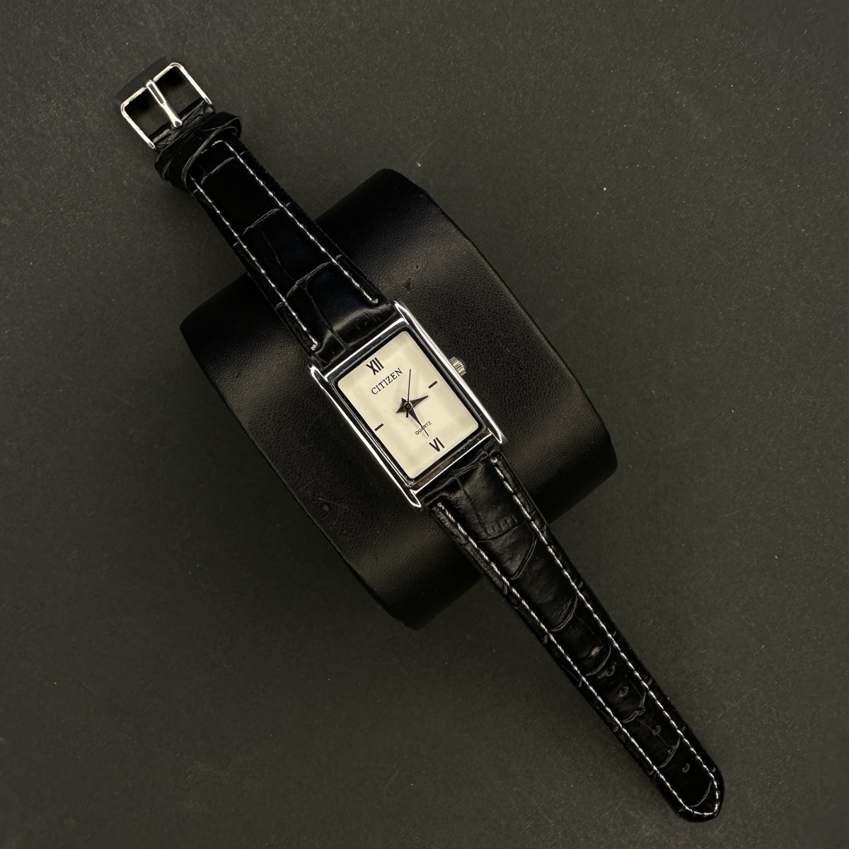 سیتیزن زنانه کد (6591) قاب نقره ای صفحه سفید بند مشکی