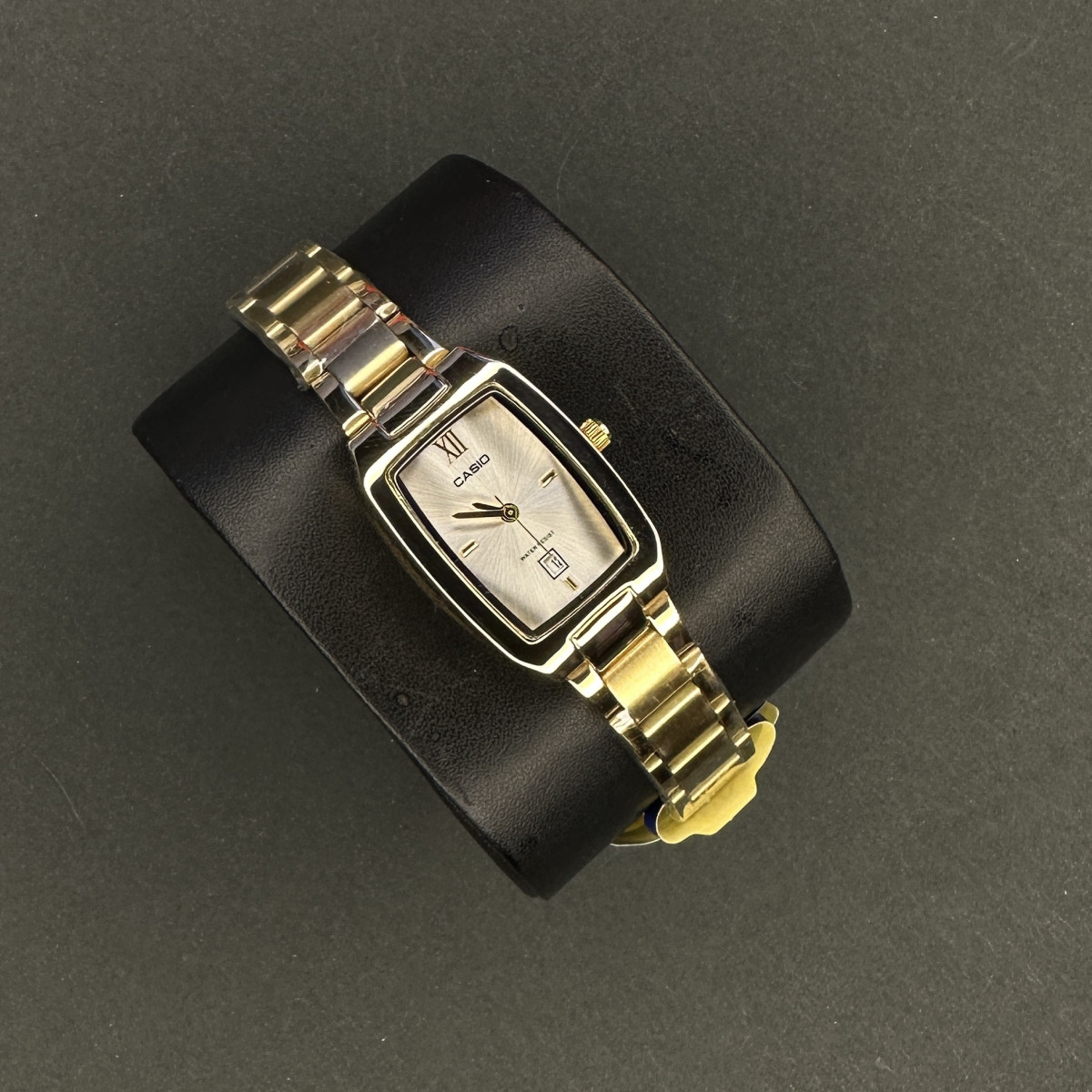 کاسیو مستطیل کد (6661) طلایی صفحه سفید