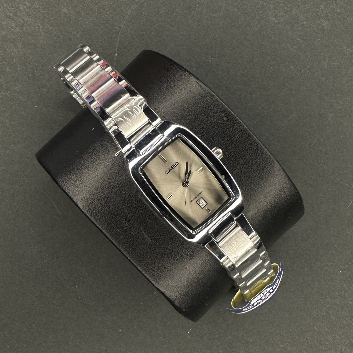 کاسیو مستطیل کد (6663) نقره ای صفحه نقره ای