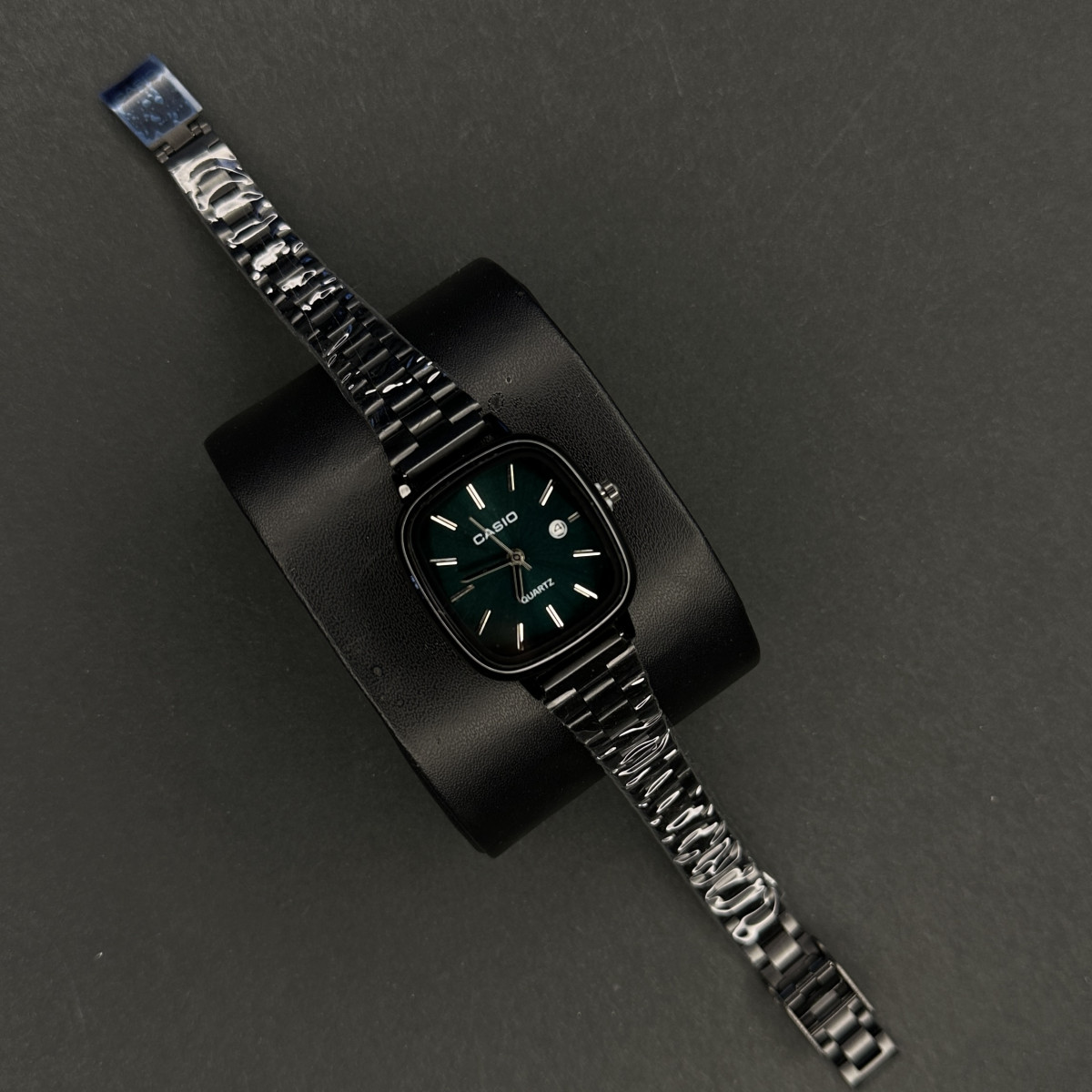 کاسیو اولدمانی کد(6224) مشکی صفحه سبز