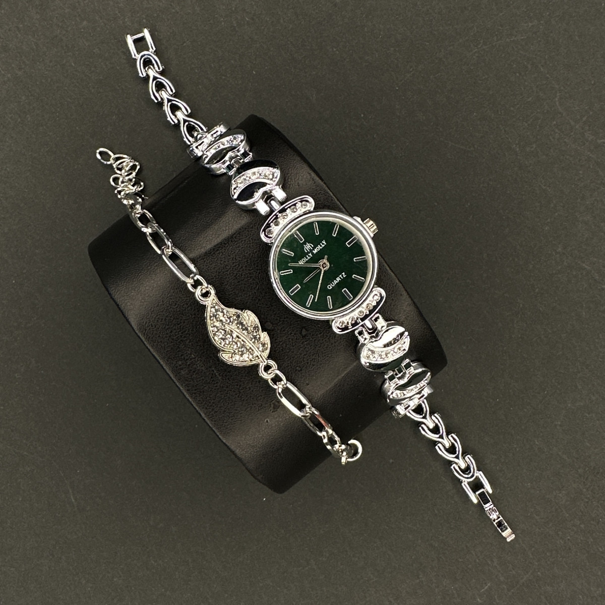 زنانه of holly mollyبا دستبند کد (6727) نقره ای داخل سبز