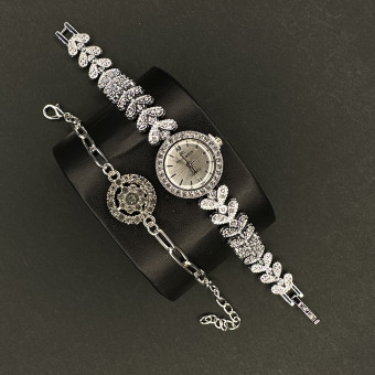 زنانه of holly mollyبا دستبند کد (6734) نقره ای داخل سفید