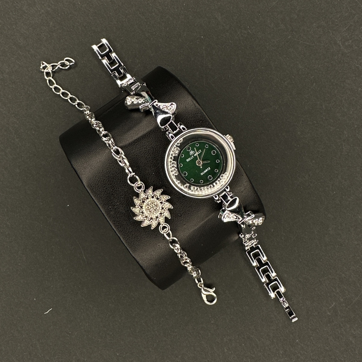 زنانه of holly mollyبا دستبند کد (6738) نقره ای داخل سبز