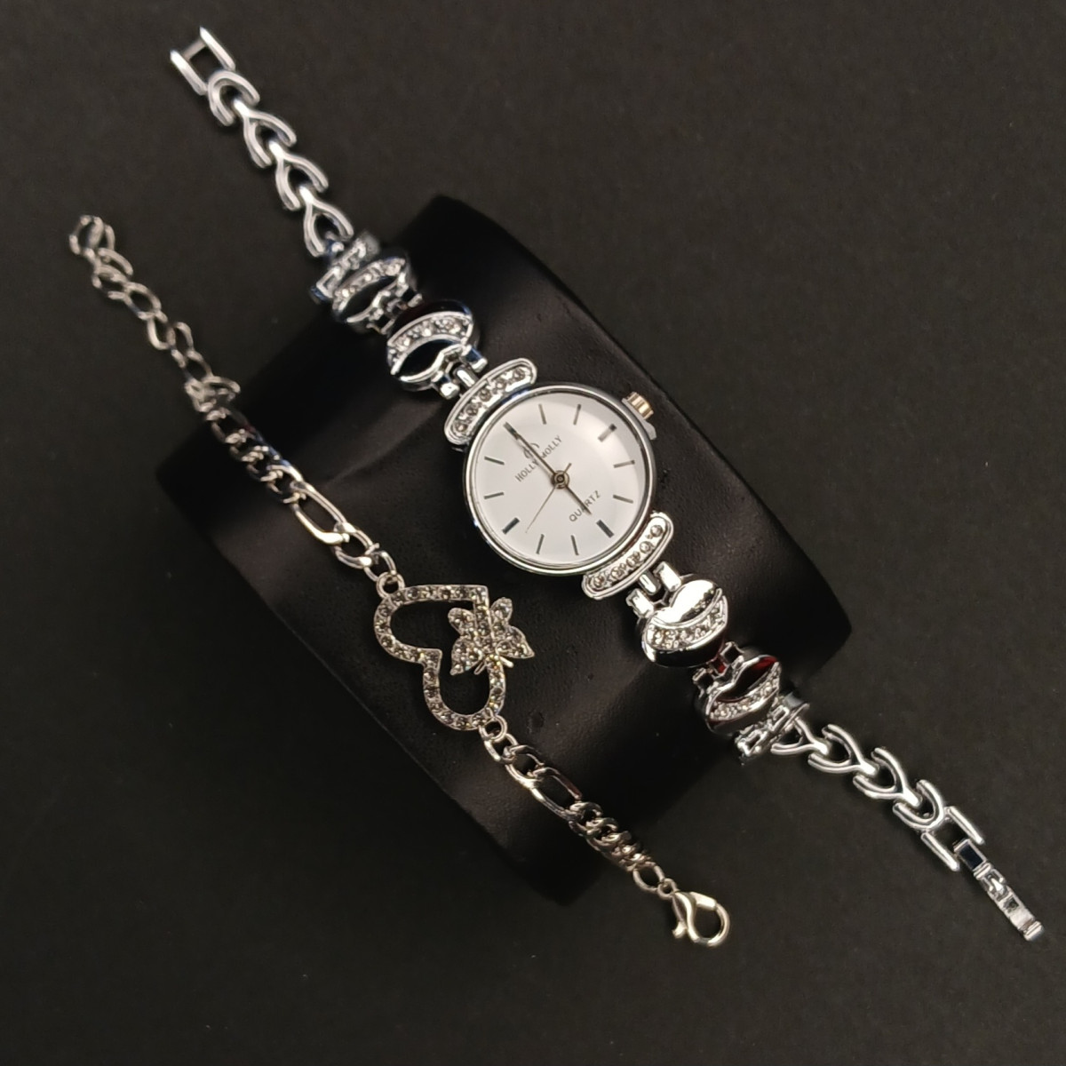 زنانه of holly mollyبا دستبند کد (6747) نقره ای داخل سفید